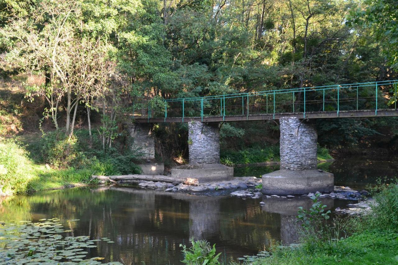 博普雷奥昂莫热Le Moulin Neuf别墅 外观 照片